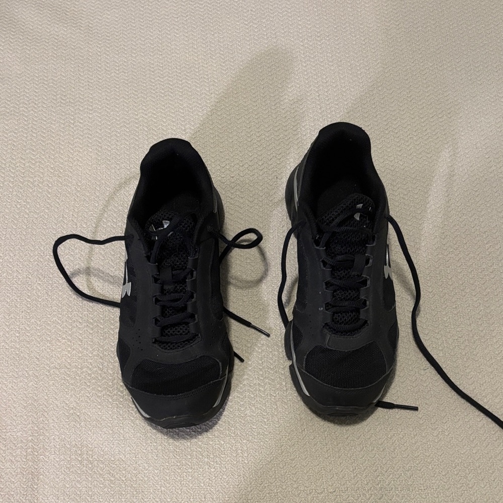Under Armour Youth Black Sneakers Micro G